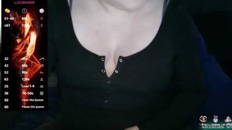 amelialilyxo online show from October 20, 2:00 pm