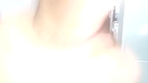 amelie brown online show from January 18, 5:41 am