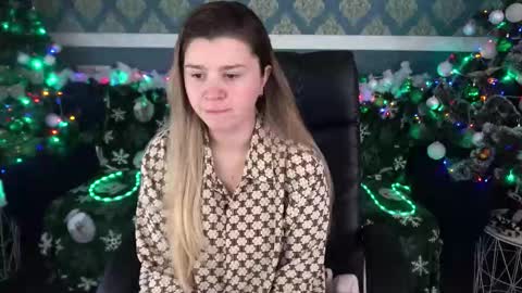 amellymillyy online show from January 8, 2:01 pm