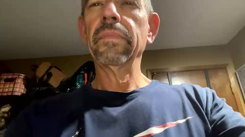 american_ron online show from February 11, 1:53 am