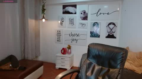 amethystshadow online show from November 25, 3:44 pm