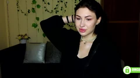 Amina online show from March 31, 11:10 am