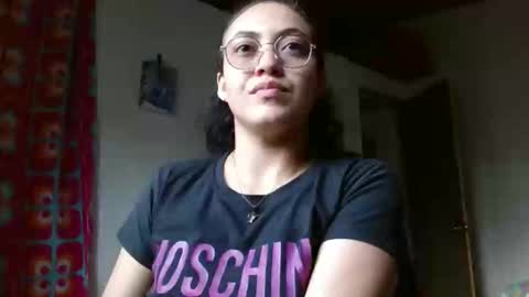 amitlu_ online show from February 13, 8:03 pm