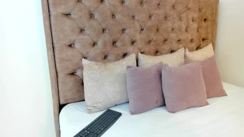 Amber online show from September 19, 6:55 pm