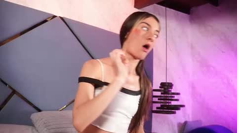 ammy durand online show from December 17, 7:09 pm