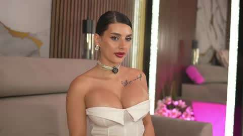 Amy Blair online show from July 10, 10:42 am