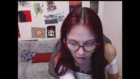 yisel online show from February 14, 2:39 am