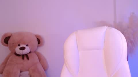 Sophi online show from October 6, 10:33 am