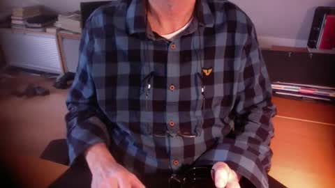 Amor2200 online show from February 6, 10:30 am