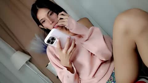 Belle Tylor online show from February 22, 12:30 pm