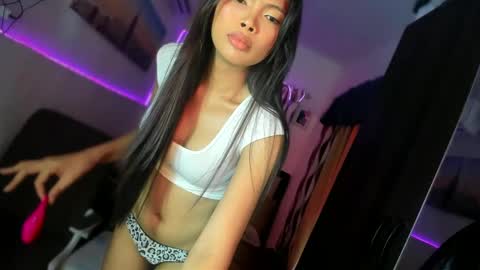 Snapshot of amor_prinsesa chatting on December 10, 11:11 am Prinsesa online show from December 10, 11:11 am