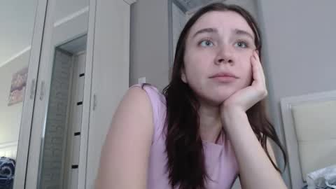 miss unforgettable online show from November 21, 9:29 am