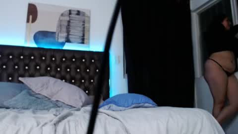 A M Y online show from March 9, 4:49 am