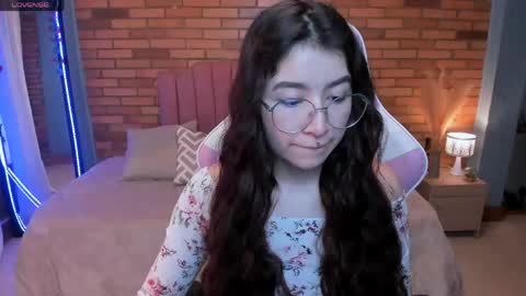 Amy sophia 3 online show from June 1, 11:44 am