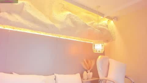 amy online show from March 24, 12:00 pm