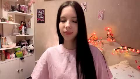 Milou online show from November 21, 5:00 pm