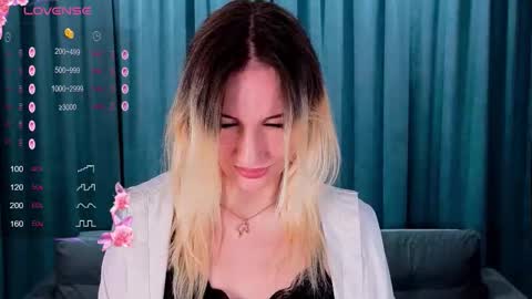 Anna online show from March 26, 2:44 pm