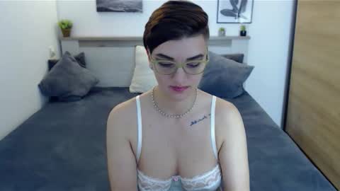 Hi there guys  My pleasure in your hands  pvt is open online show from November 11, 5:42 am