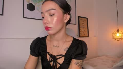 Amy online show from December 3, 2:07 pm