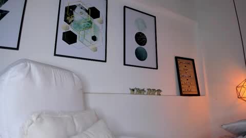 Amy online show from February 25, 11:47 am