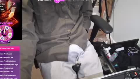 A online show from December 4, 4:17 pm