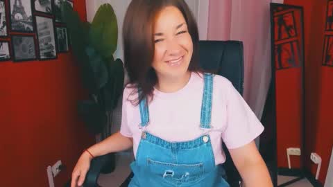 Ana online show from September 11, 3:02 pm