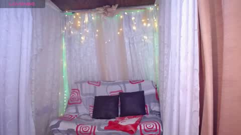 Ana online show from October 13, 11:29 pm