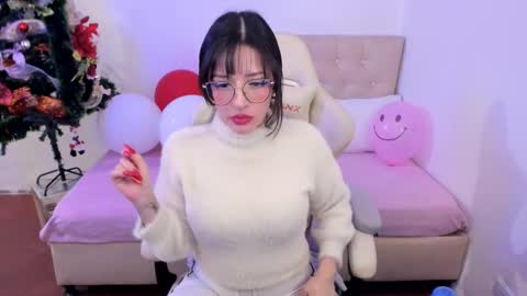 Im anna but you can call me as you want online show from December 19, 12:06 am