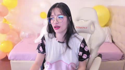 Im anna but you can call me as you want online show from May 10, 1:01 am