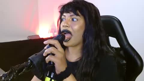 anabel alice gandara  online show from February 25, 11:10 am