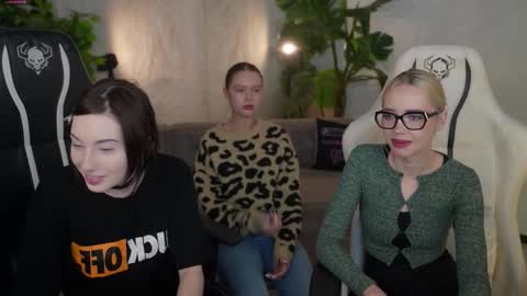 PLAYHARD054 online show from November 26, 11:40 am