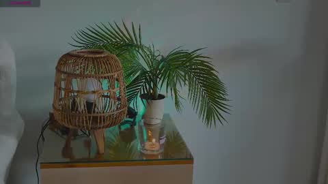 anabelcurvy online show from October 27, 1:55 pm