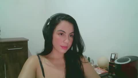 anabelenogueira1 online show from March 21, 11:08 pm