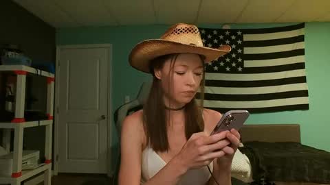 Anabelleleigh online show from April 16, 2:00 am