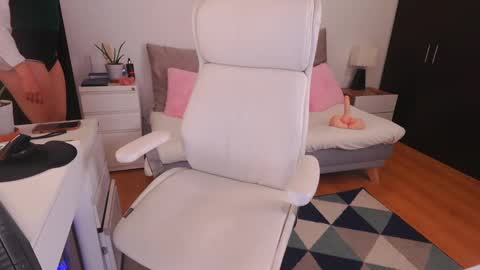 IG Soyanah  online show from January 31, 12:39 am