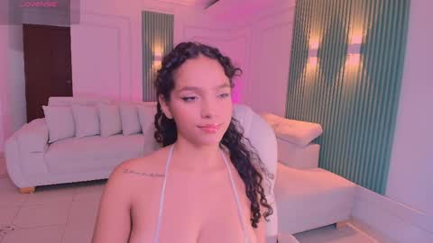 Anahi Curlie online show from April 2, 3:14 am