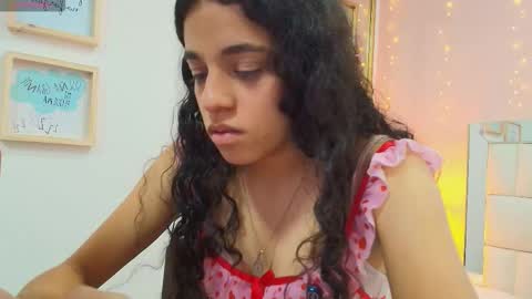 Anahi  online show from March 9, 7:18 pm