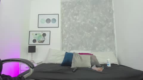 Snapshot of anahii_ruizz chatting on March 8, 7:20 pm Anahii  online show from March 8, 7:20 pm