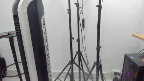 Snapshot of anahii_ruizz chatting on February 26, 12:52 am Anahii  online show from February 26, 12:52 am