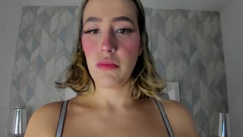   online show from October 23, 11:12 am