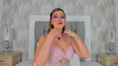   online show from September 15, 11:44 am