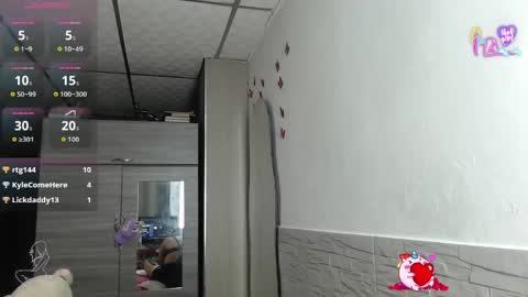 analiz_ online show from June 2, 9:44 am