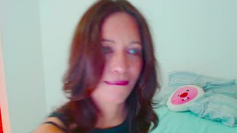 anapereira12 online show from April 15, 5:05 pm