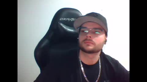 anarchyy1994 online show from March 27, 8:20 am