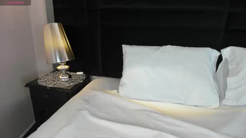 Anasha online show from November 12, 11:45 am