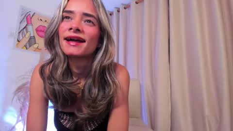 Ana online show from February 4, 7:40 pm