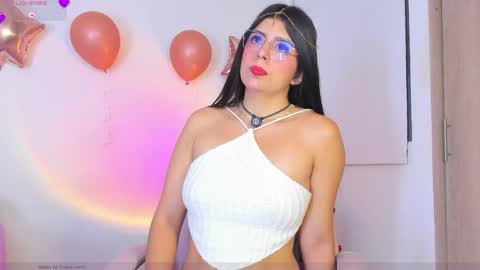 Anastacia online show from April 21, 10:33 am