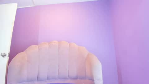 anatayloor online show from April 2, 3:30 pm