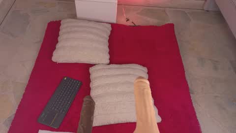 Kendra  online show from February 19, 12:04 pm