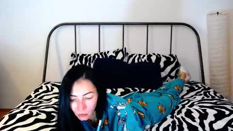 sweetSin online show from December 3, 11:40 pm